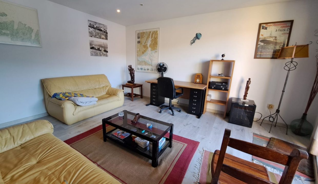 WhatsApp Image 2026-03-27 at 11.00.02